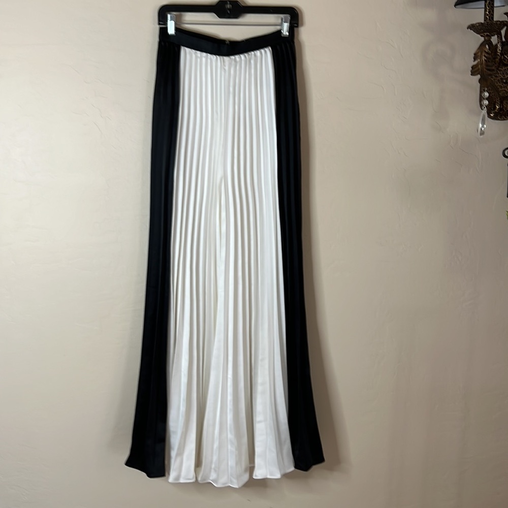 NWT Self-Portrait Accordion Pleated Pants - Picture 3 of 7